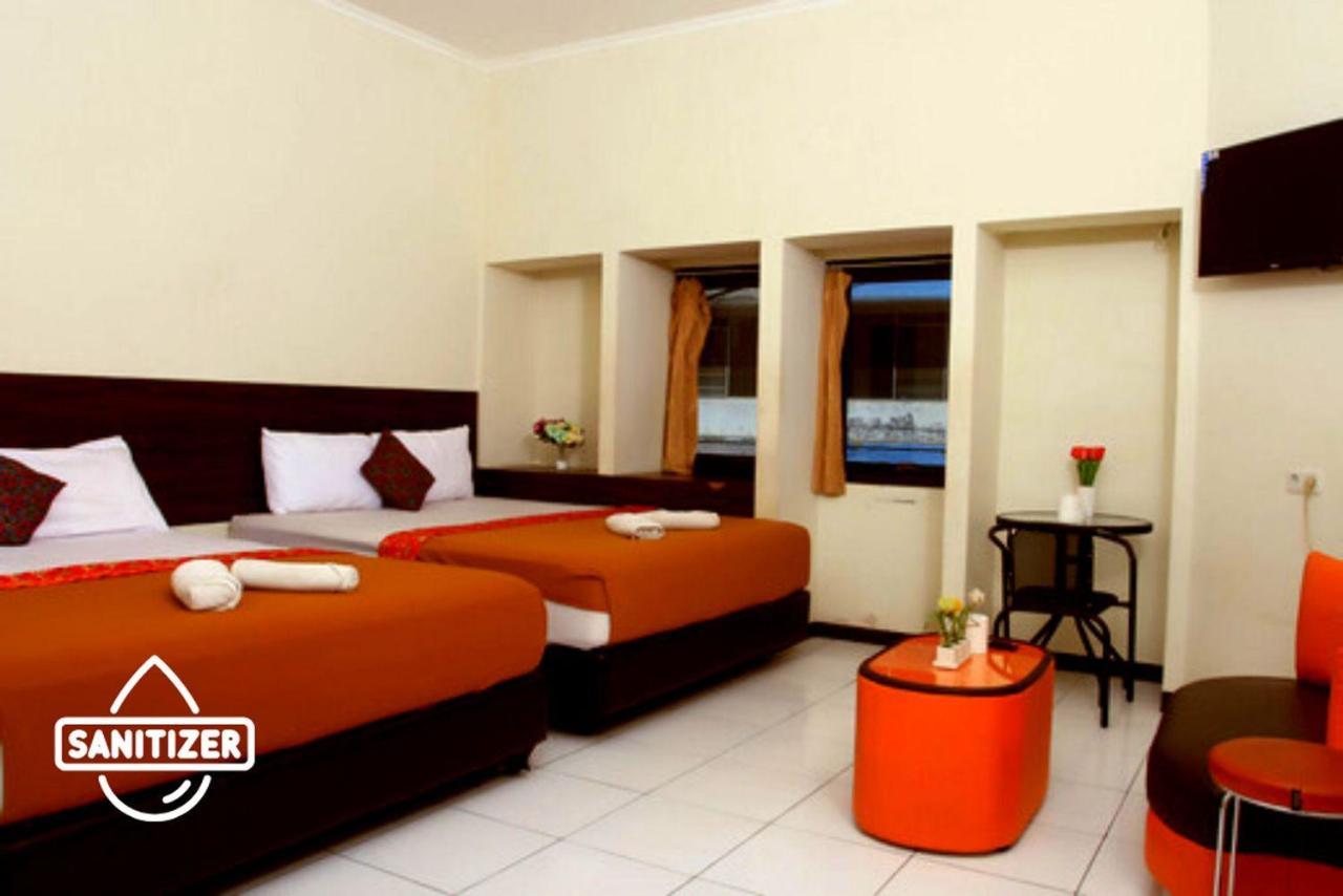 Bantal Guling Pasar Baru Hotel Bandung Ngoại thất bức ảnh