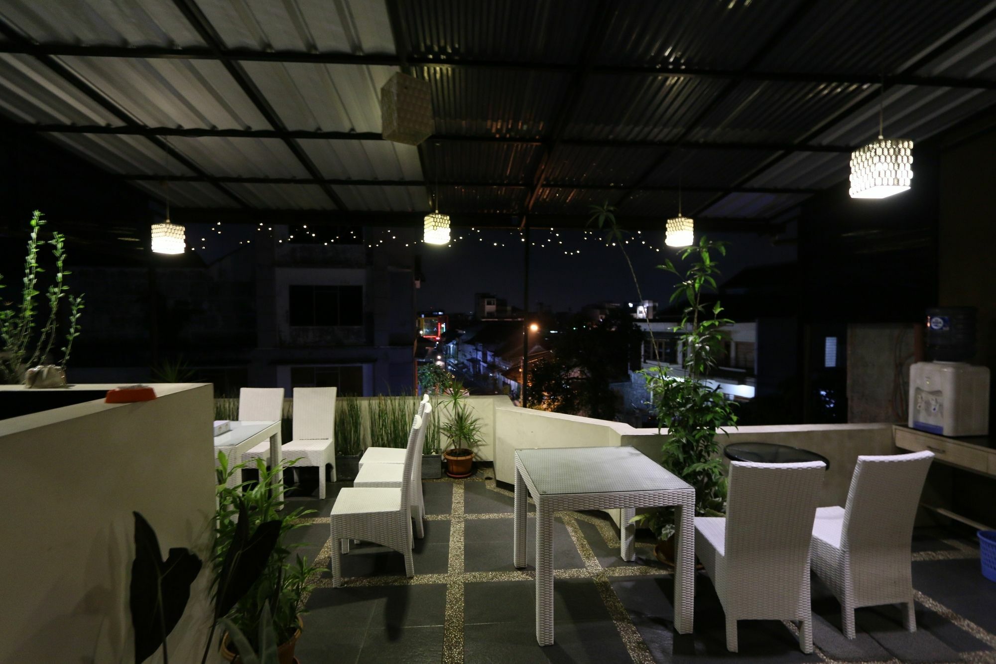Bantal Guling Pasar Baru Hotel Bandung Ngoại thất bức ảnh